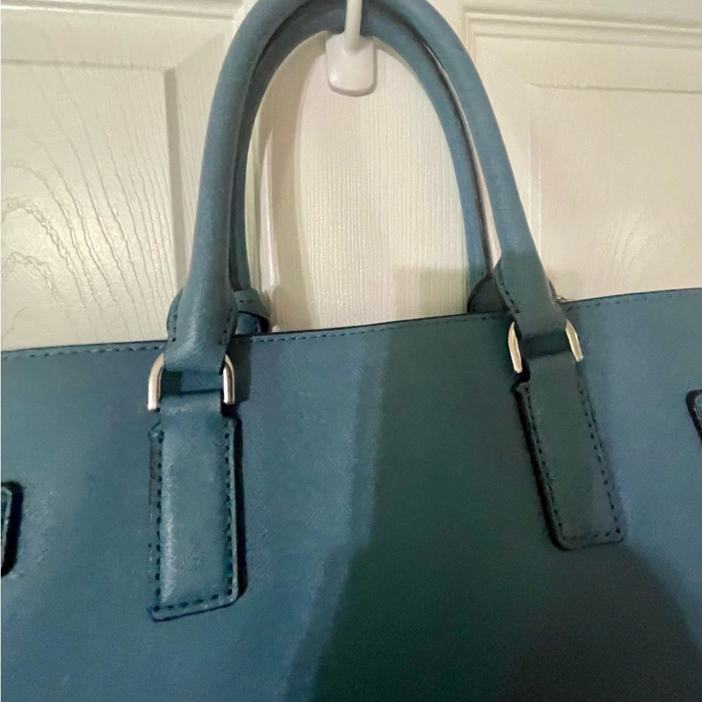Michael Kors Emma saffaino leather Chain Detail Tote - Picture 11 of 12